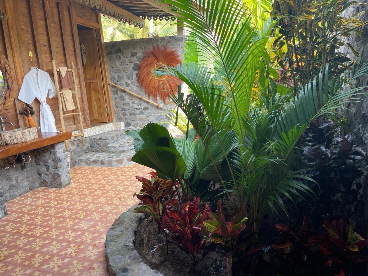 Louka Beach Bali Tianyar Exterior foto